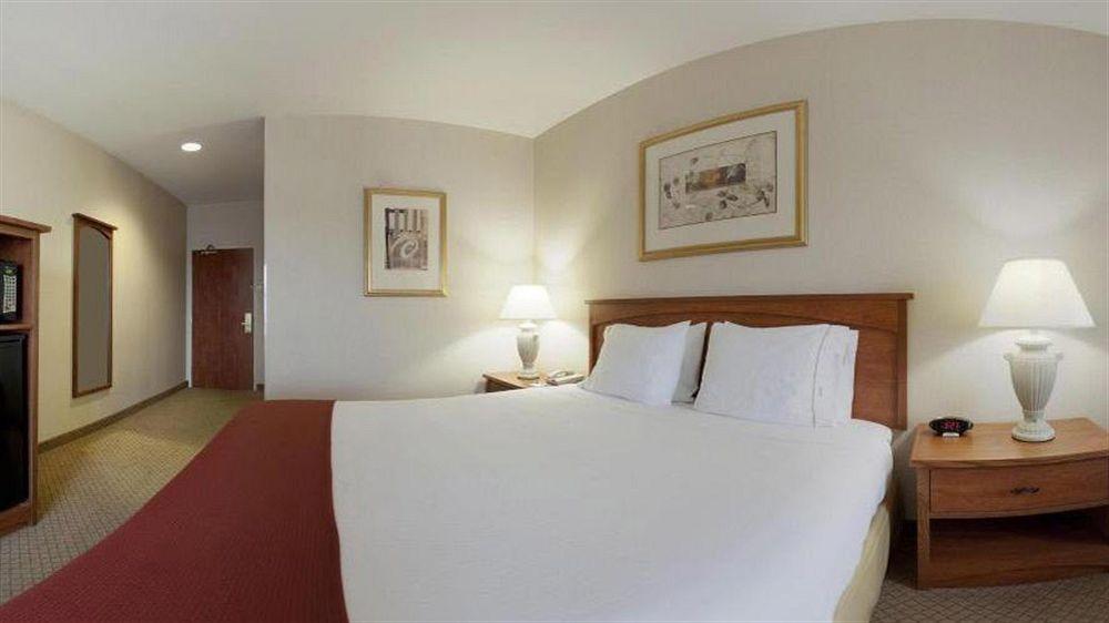 Hotel Express & Carson By Ihg 3*