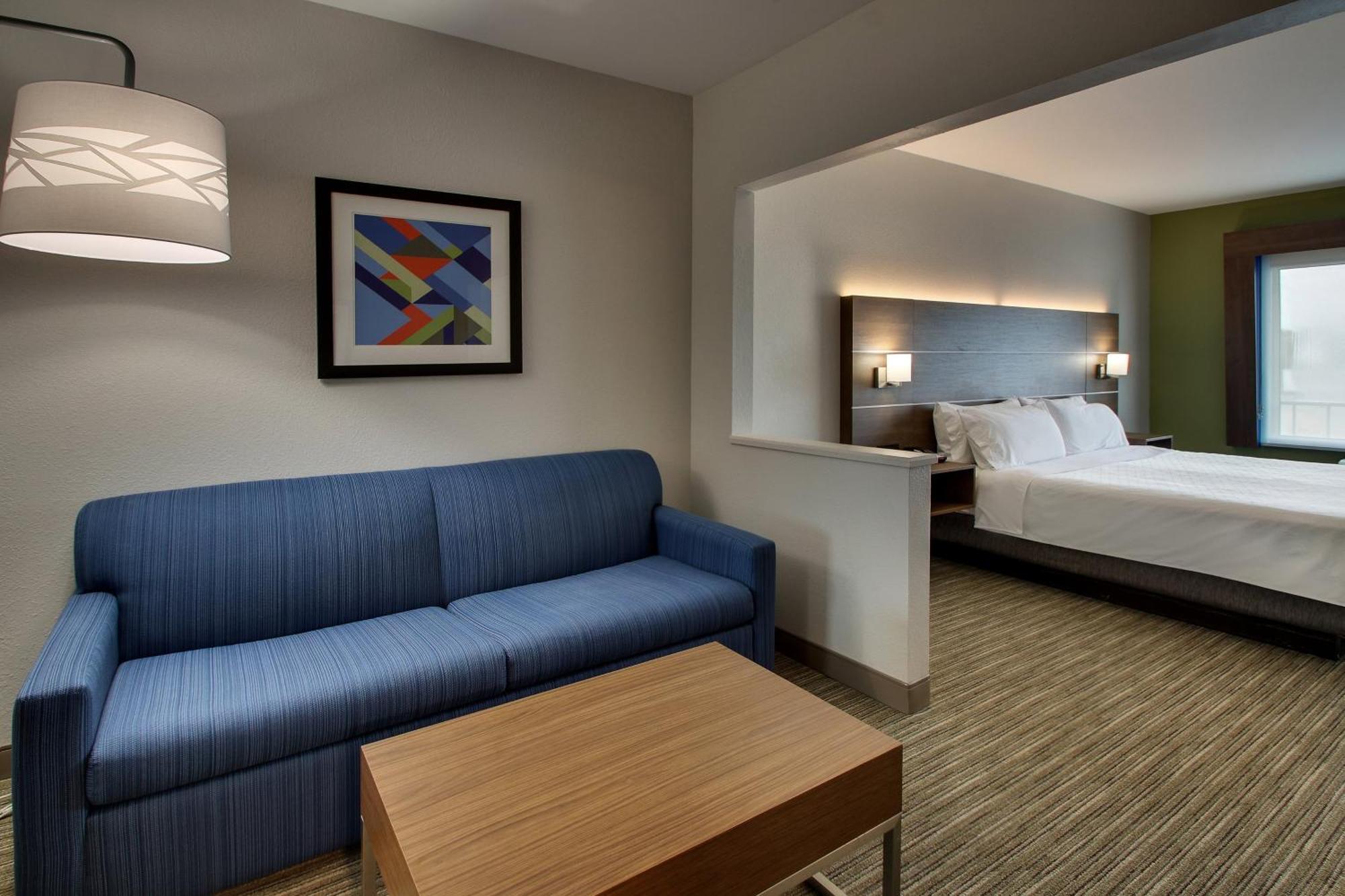 Express & Carson By Ihg Hotel Carson City