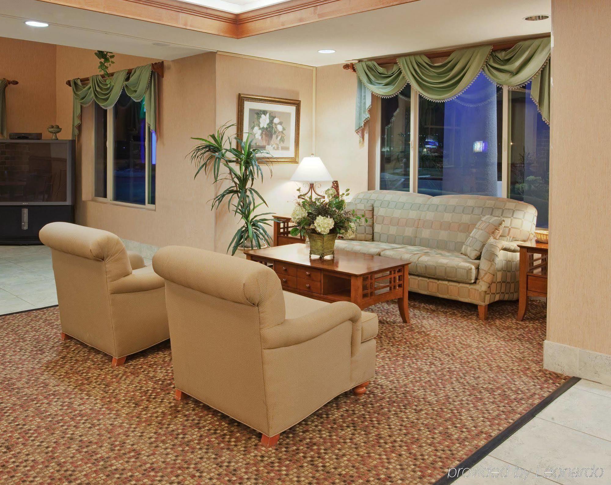 Express & Carson By Ihg 3*